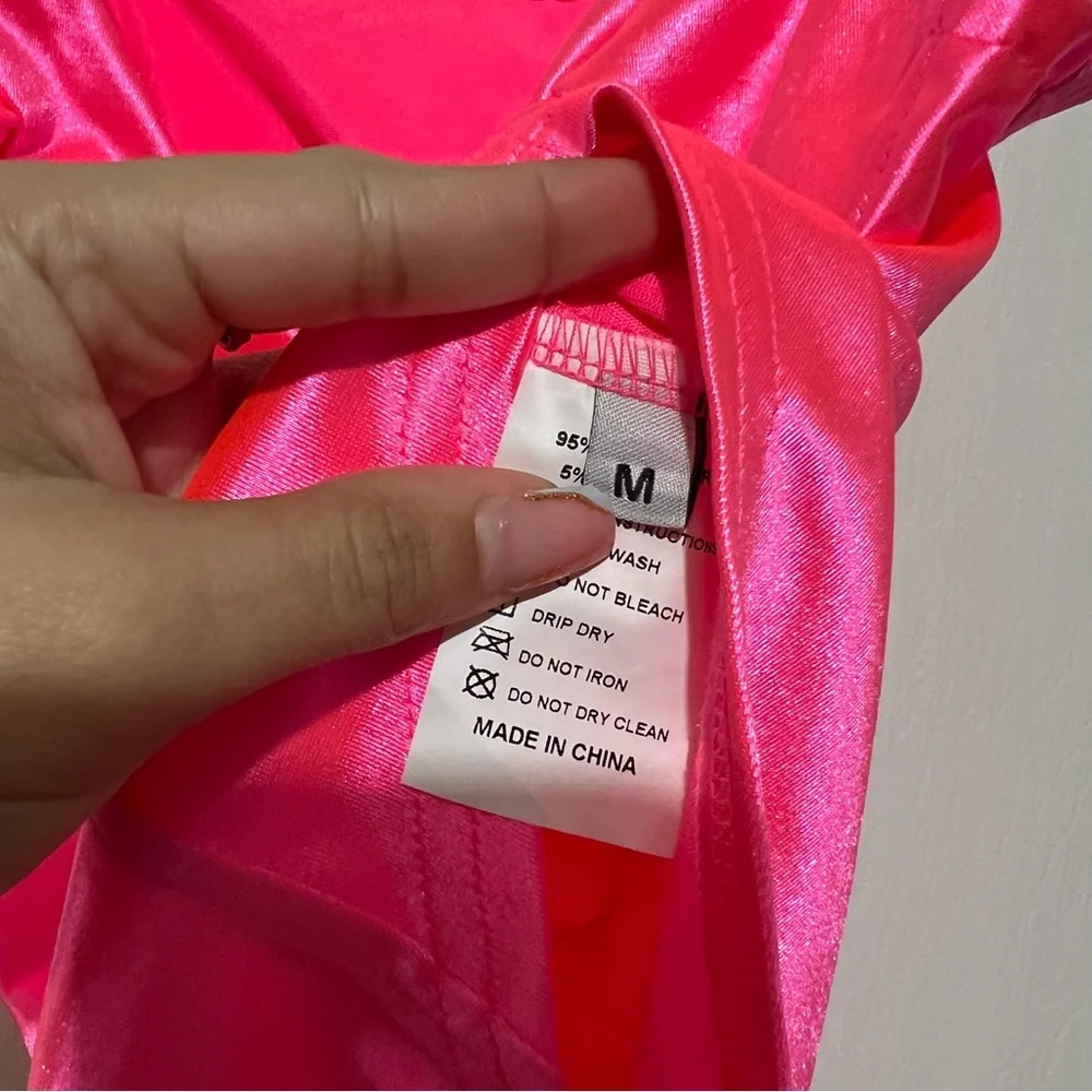 💗 *NWOT* SHEIN‎ - Women’s Satin Bodysuit - Picture 6 of 9